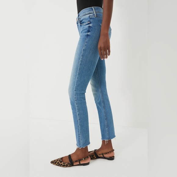 Mother Denim the mid rise dazzler ankle fray in riding the cliffside - Picture 3 of 16